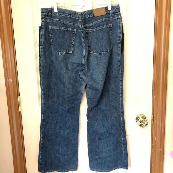 Lauren Ralph Lauren Medium wash Blue Straight Leg Jeans size Women 30 Pockets - Picture 2 of 5